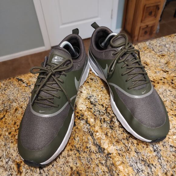 Nike Air Max Tavas Shoes US Womens Size 12 599409-310 Olive Green main image 4